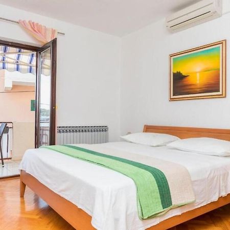 Apartments Sime Рогозница Екстериор снимка