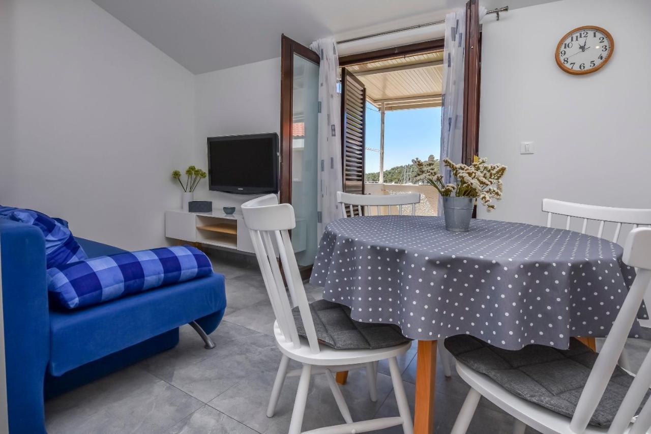 Apartments Sime Рогозница Екстериор снимка