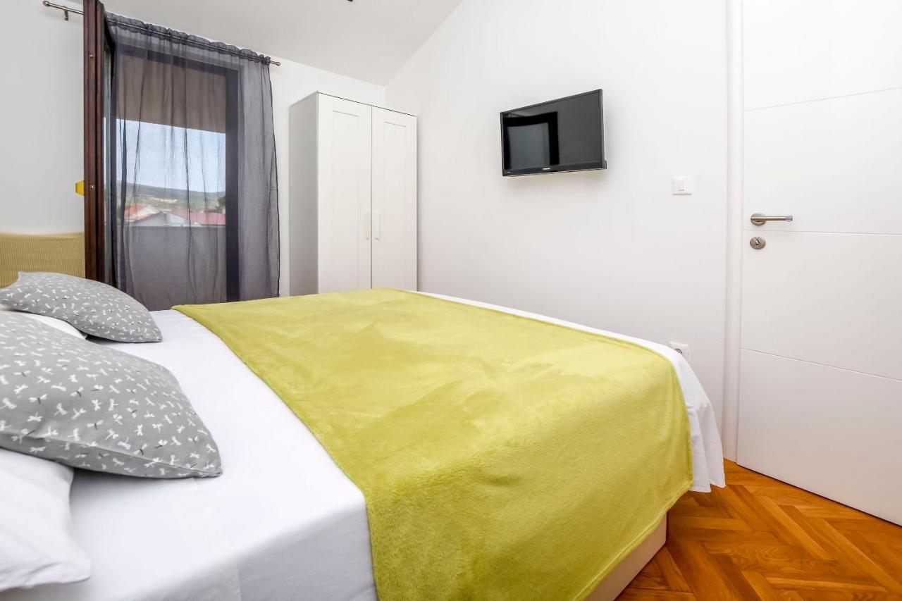 Apartments Sime Рогозница Екстериор снимка