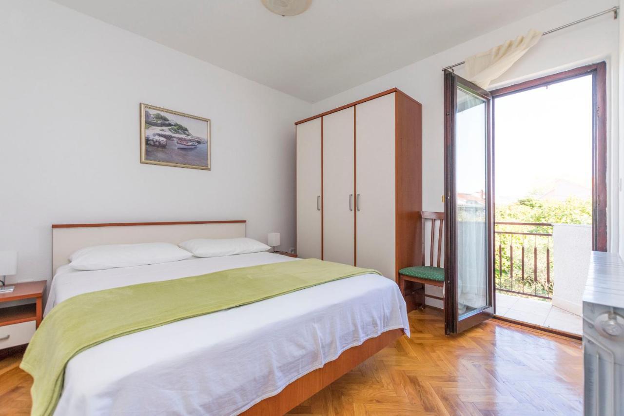 Apartments Sime Рогозница Екстериор снимка