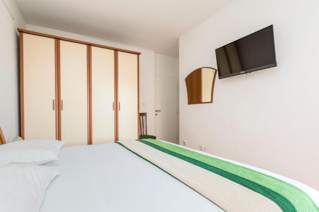 Apartments Sime Рогозница Екстериор снимка