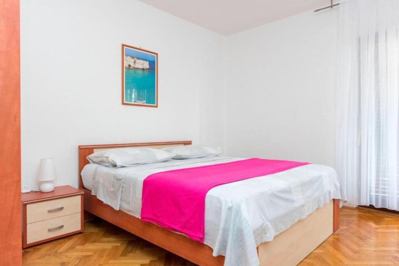 Apartments Sime Рогозница Екстериор снимка